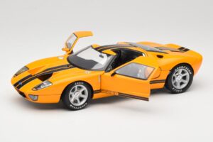 Ford GT Orange Beanstalk Group 1:18 686500597 Métal Moulé — image 2 sur 8