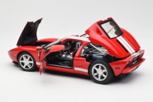 Ford GT Rouge AUTOart 1:18 73021 Métal Moulé — image 5 sur 8