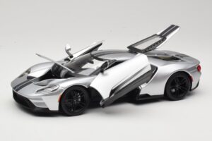 Ford GT Argent Maisto 1:18 31384 Métal Moulé — image 2 sur 8