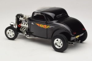 Ford Hot Rod Noir Rydell High Grease ERTL 1:18 36602 Métal Moulé — image 5 sur 6
