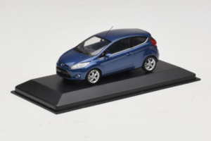 Ford Ka Dark Blue Metallic Minichamps 1:43 FORD004 Métal Moulé — image 2 sur 4