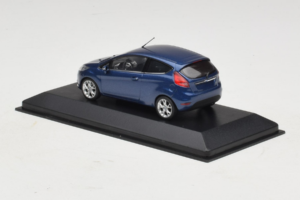 Ford Ka Dark Blue Metallic Minichamps 1:43 FORD004 Métal Moulé — image 3 sur 4