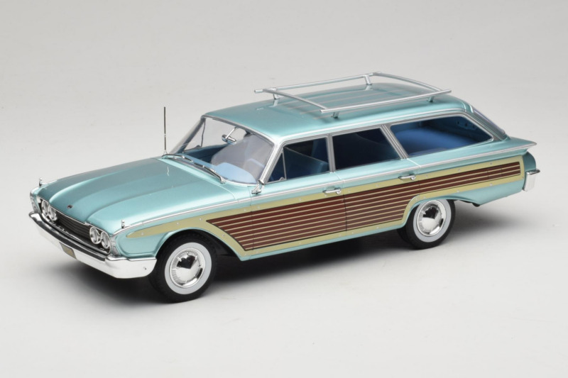 Ford Country Squire Bleu MCG 1:18 MCG18049 Métal Moulé