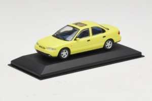 Ford Mondeo Mk1 Citrus Yellow Minichamps 1:43 MIN0821001 Métal Moulé — image 2 sur 4