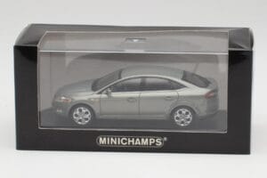 Ford Mondeo Mk3 Berline Gris Metallic Minichamps 1:43 IND403086003 Métal Moulé — image 4 sur 4