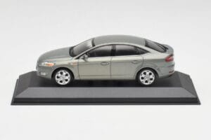 Ford Mondeo Mk3 Berline Gris Metallic Minichamps 1:43 IND403086003 Métal Moulé