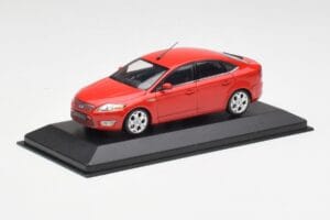 Ford Mondeo Mk4 Colorado Rouge Minichamps 1:43 MONDEO001 Métal Moulé — image 2 sur 4