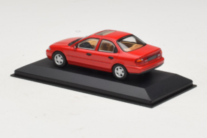 Ford Mondeo Mk1 Berline Rouge Minichamps 1:43 82000 Métal Moulé — image 3 sur 4