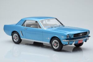 Ford Mustang Coupé Turquoise Norev 1:18 182800 Métal Moulé — image 4 sur 6