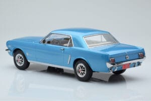 Ford Mustang Coupé Turquoise Norev 1:18 182800 Métal Moulé — image 5 sur 6