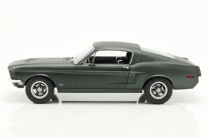 Ford Mustang Fastback Satin Green Metallic Norev 1:12 122702 Métal Moulé — image 3 sur 5