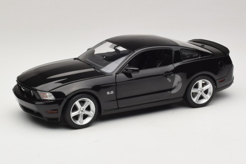 Ford Mustang GT Noir Drive Movie GreenLight 1:18 13609 Métal Moulé