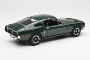 Ford Mustang GT Bullitt Vert AUTOart 1:18 72812 Métal Moulé — image 3 sur 8