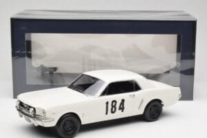Ford Mustang Hardtop #184 B. Neyret / J. Terramorsi Rally Monte Carlo 1965 Norev 1:18 182801 Métal Moulé — image 6 sur 6