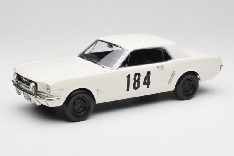 Ford Mustang Hardtop #184 B. Neyret / J. Terramorsi Rally Monte Carlo 1965 Norev 1:18 182801 Métal Moulé