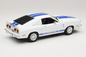 Ford Mustang II Cobra II Charlie's Angels Movie Greenlight 1:18 12880 Métal Moulé — image 3 sur 8
