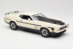 Ford Mustang Mach 1 Blanc Sun Star 1:18 3602 Métal Moulé — image 6 sur 8