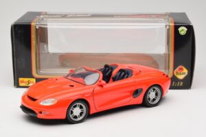Ford Mustang Mach III Concept Orange Maisto 1:18 50232 Métal Moulé — image 8 sur 8