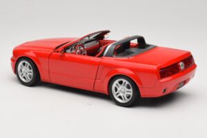 Ford Mustang S197 GT Cabriolet Rouge Beanstalk Group 1:18 FOR10016R Métal Moulé — image 7 sur 8