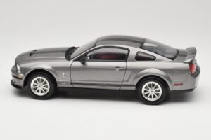 Ford Mustang S197 Shelby GT500 40th Anniversary Gris Shelby Collectibles 1:18 DC075005 Métal Moulé — image 4 sur 8
