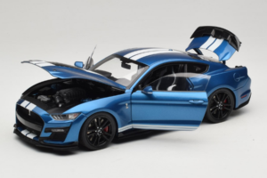 Ford Mustang Shelby GT500 S550 Atlas Blue Metallic IXO 1:18 18RDC244-FO Métal Moulé — image 2 sur 8