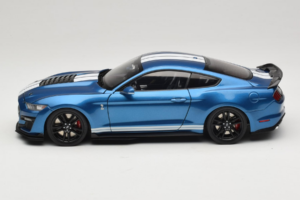 Ford Mustang Shelby GT500 S550 Atlas Blue Metallic IXO 1:18 18RDC244-FO Métal Moulé — image 4 sur 8
