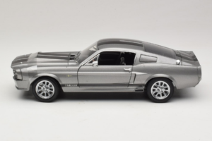 Ford Mustang Shelby GT500 Eleanor Shelby Collectibles 1:18 09081 Métal Moulé — image 4 sur 8