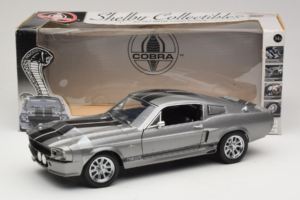 Ford Mustang Shelby GT500 Eleanor Shelby Collectibles 1:18 09081 Métal Moulé — image 8 sur 8