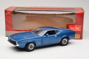 Ford Mustang SportsRoof Bleu Sun Star 1:18 3612 Métal Moulé — image 8 sur 8