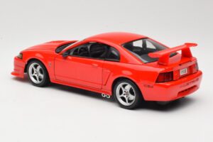 Ford Mustang SVT Cobra R SN95 Rouge Maisto 1:18 531872 Métal Moulé — image 7 sur 8