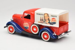 Ford Pickup Truck Pepsi-Cola Solido 1:18 99053 Métal Moulé — image 7 sur 8