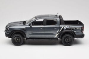 Ford Ranger Raptor Gris Métallique MCG 1:18 MCG18457 Métal Moulé — image 5 sur 6
