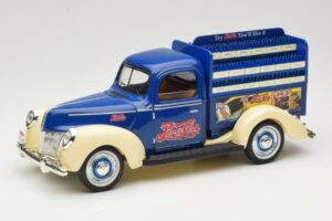 Ford Pepsi-Cola Replica Golden Wheel 1:18 PF351 Métal Moulé