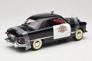 Ford Sedan Washington State Police Solido 1:18 8158 Métal Moulé — image 3 sur 8