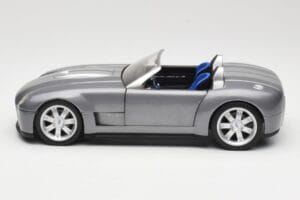 Shelby Cobra Cabriolet Grey Metallic Hot Wheels 1:18 G7220 Métal Moulé — image 4 sur 8