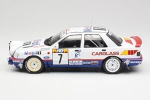 Ford Sierra RS Cosworth 4x4 #7 F. Delecour / D. Grataloup Rally Monte Carlo 1992 MCG 1:18 MCG18356R Métal Moulé — image 3 sur 6