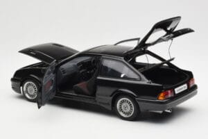 Ford Sierra RS Cosworth Noir AUTOart 1:18 72861 Métal Moulé — image 5 sur 8