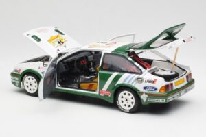 Ford Sierra RS Cosworth #8 D. Auriol / B. Occelli Rally Tour de Corse 1988 AUTOart 1:18 88812 Métal Moulé — image 5 sur 8