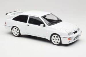 Ford Sierra RS Cosworth Blanc IXO 1:18 18CMC121 Métal Moulé — image 4 sur 6