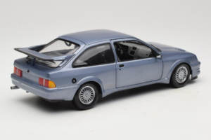Ford Sierra RS Cosworth Bleu Minichamps 1:18 150084002 Métal Moulé — image 3 sur 8