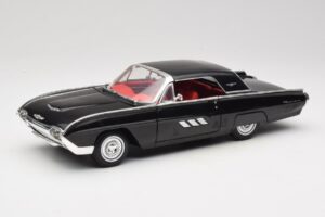 Ford Thunderbird Noir Anson 1:18 30344 Métal Moulé