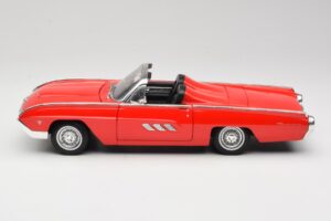 Ford Thunderbird Cabriolet Rouge Anson 1:18 30334 Métal Moulé — image 4 sur 8