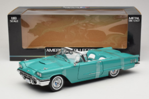 Ford Thunderbird Cabriolet Vert Sun Star 1:18 4315-P1 Métal Moulé — image 6 sur 6