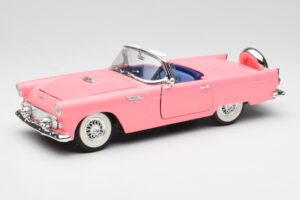 Ford Thunderbird Rose Revell 1:18 8804 Métal Moulé