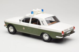 GAZ Volga GAZ-24 Police MCG 1:18 MCG18015 Métal Moulé — image 5 sur 6