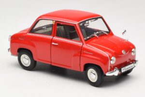 Goggomobil T 250 Rouge Revell 1:18 08952 Métal Moulé — image 5 sur 7
