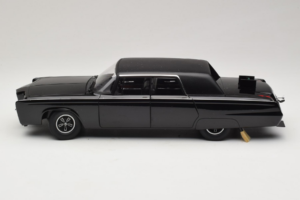 Chrysler Imperial Black Beauty Green Hornet TV Series AUTOart 1:18 71546 Métal Moulé — image 4 sur 8