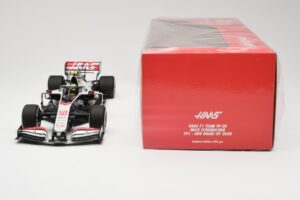 Haas VF-20 #50 M. Schumacher FP1 Abu Dhabi GP 2020 Minichamps 1:18 110201750 Métal Moulé — image 6 sur 6
