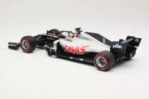 Haas VF-20 #8 R. Grosjean Bahrain GP 2020 Minichamps 1:18 110201508 Métal Moulé — image 5 sur 6
