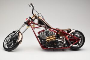 Harley-Davidson West Coast Choppers Diablo Soft Tail Or Rouge Minichamps 1:5 JJ04-05-03 Métal Moulé — image 3 sur 6